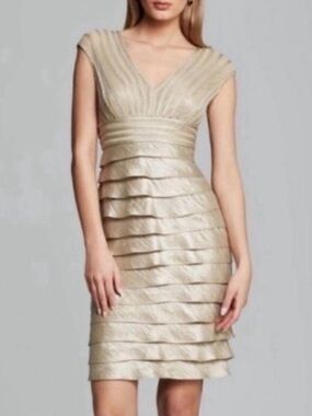 Adrianna Papell Champagne Gold Tiered Shantung Cocktail Dress Size 6 Formal